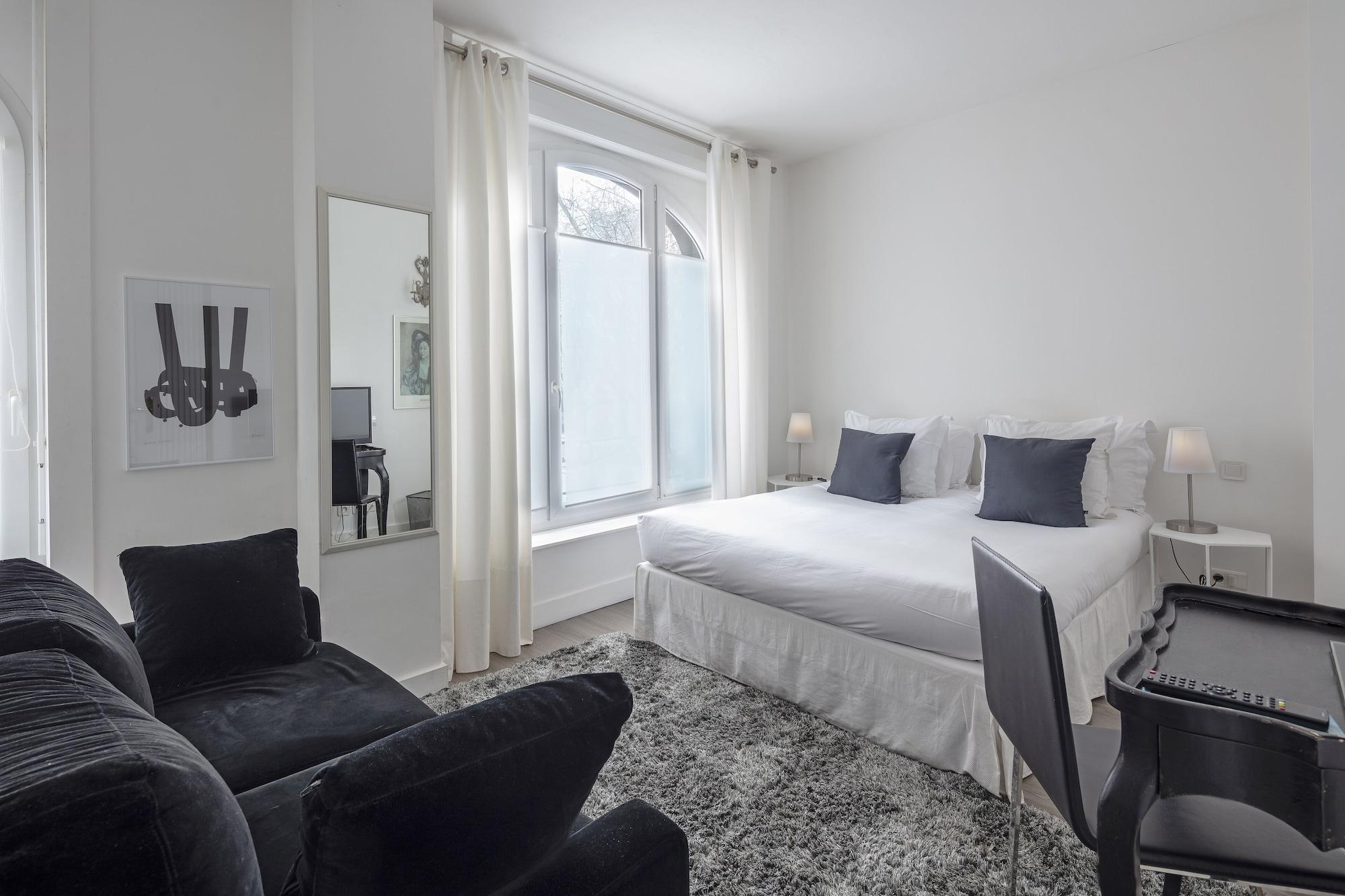 Brueghel Hotel