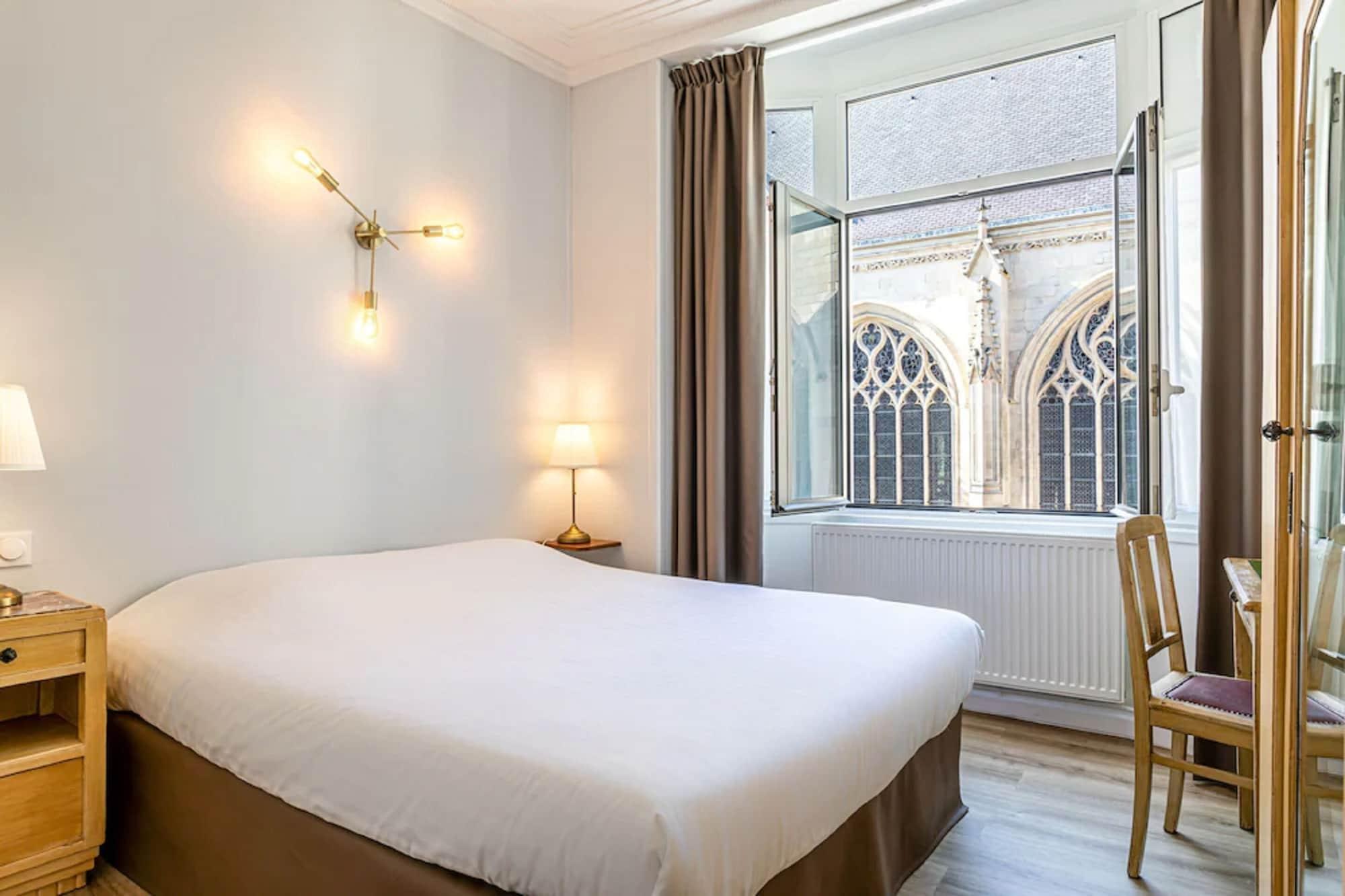Hotel Saint Maurice 2*