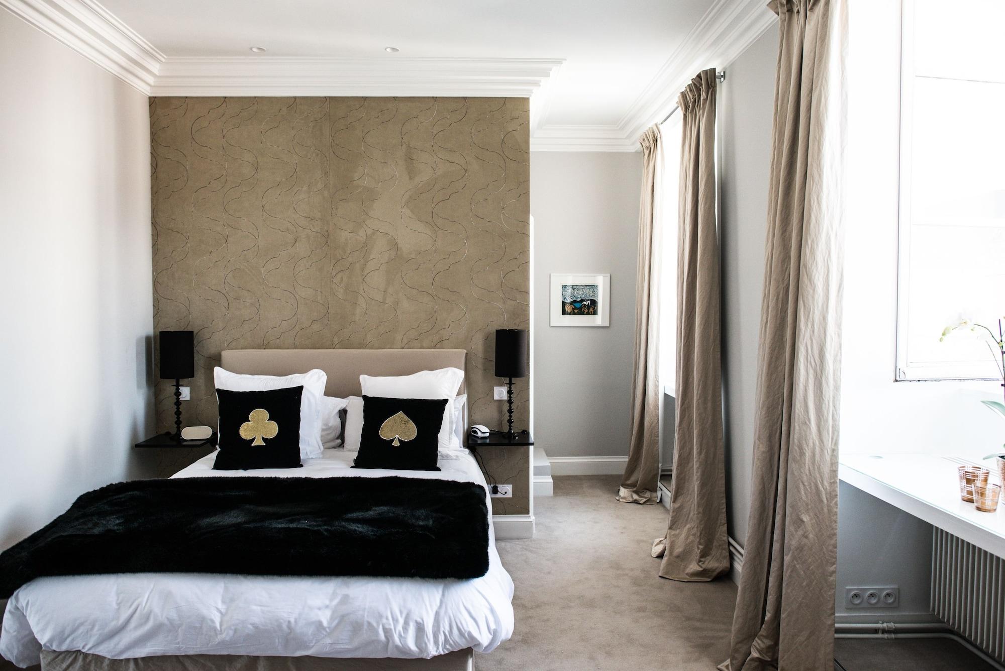 Hotel Clarance