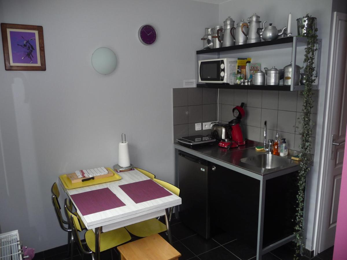 Au Troubadour Bed & Breakfast 3*
