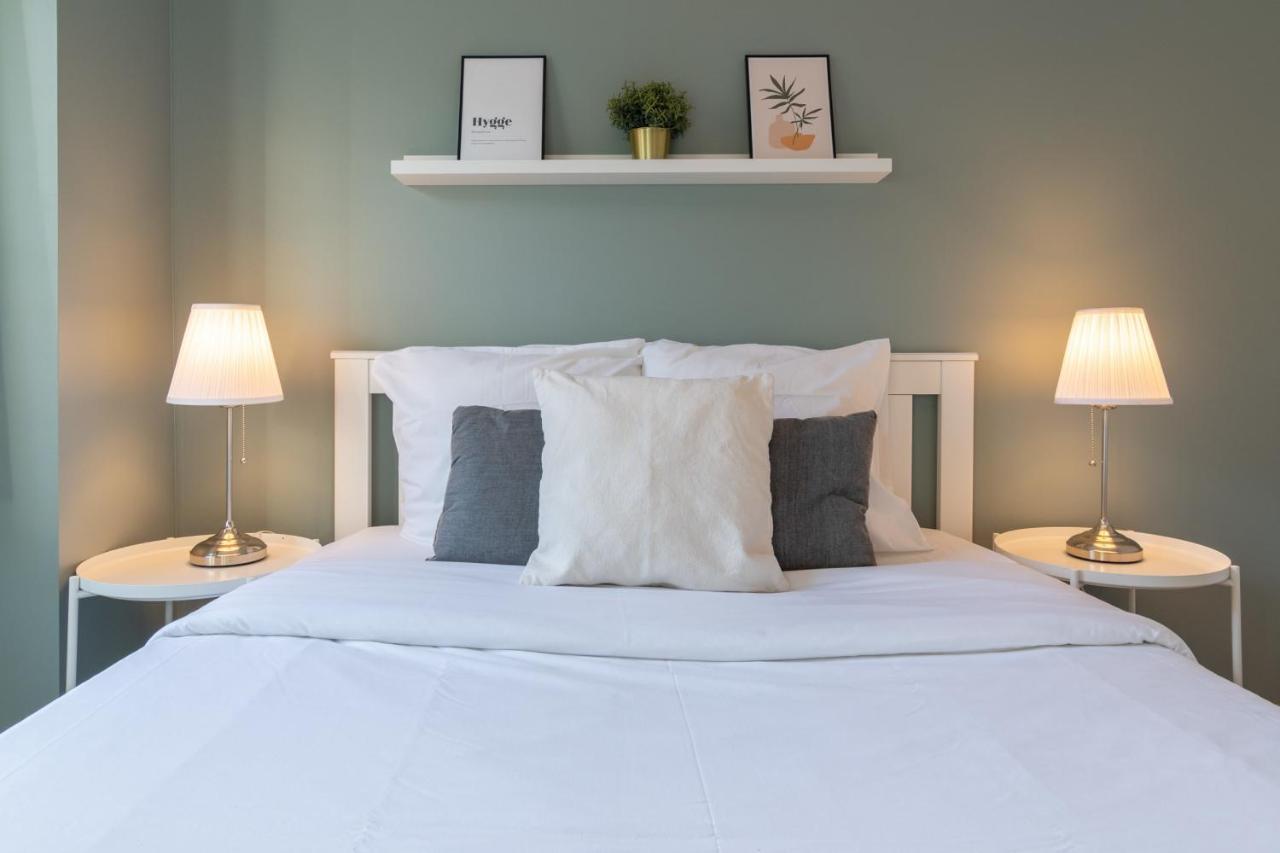 Hypercentre Stations Superb Apartment! Apartment