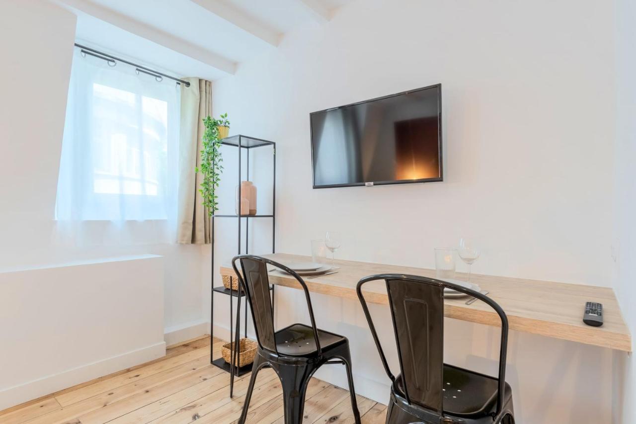 Functional Studio In The Center Of Apartment