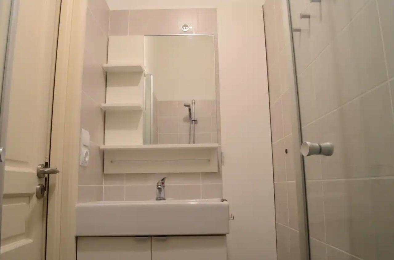Apartment Vieux Porte De Gand Bienvenue Chez Nestyou, Lille