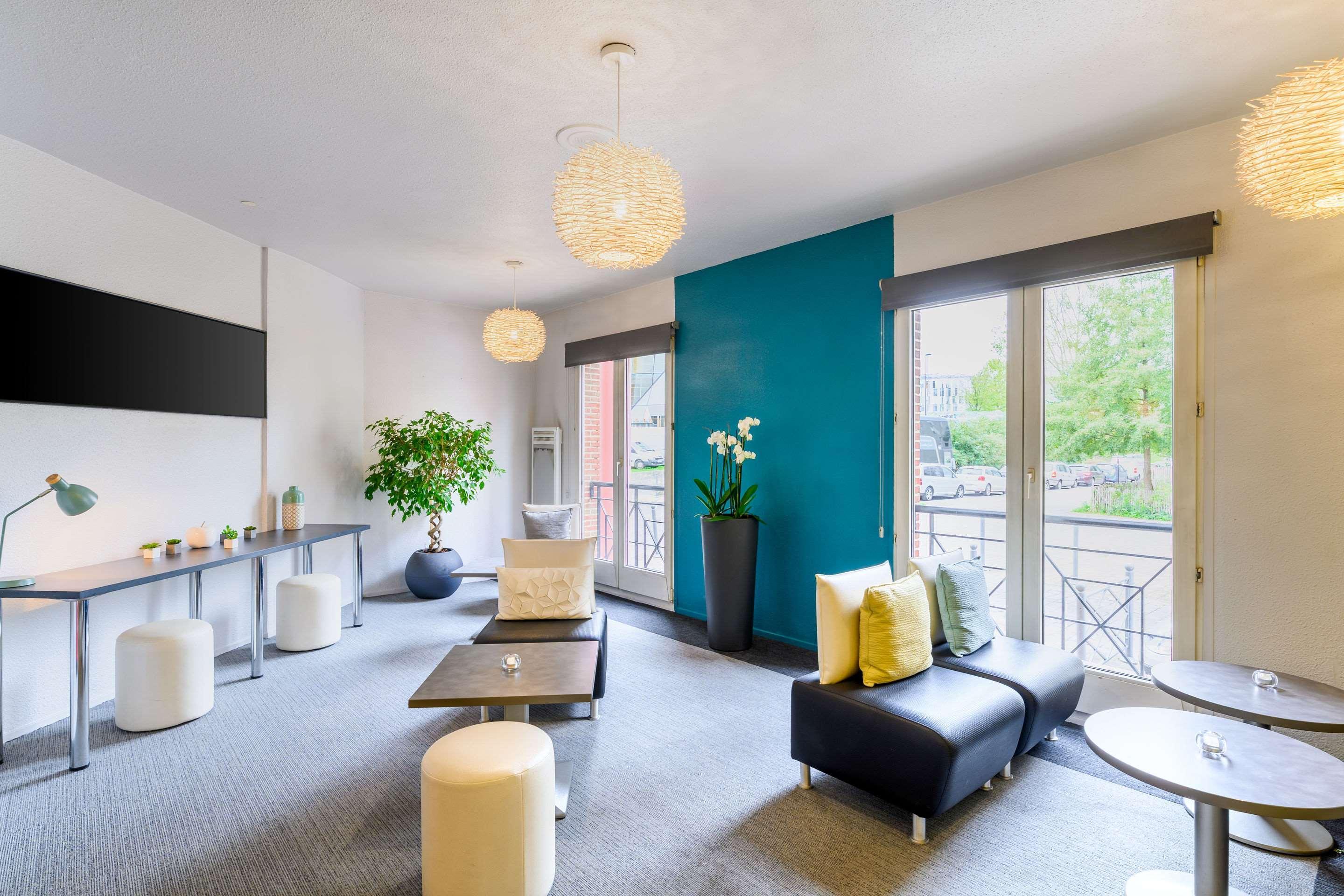 Hotel Kyriad Gare - Grand Palais 3*