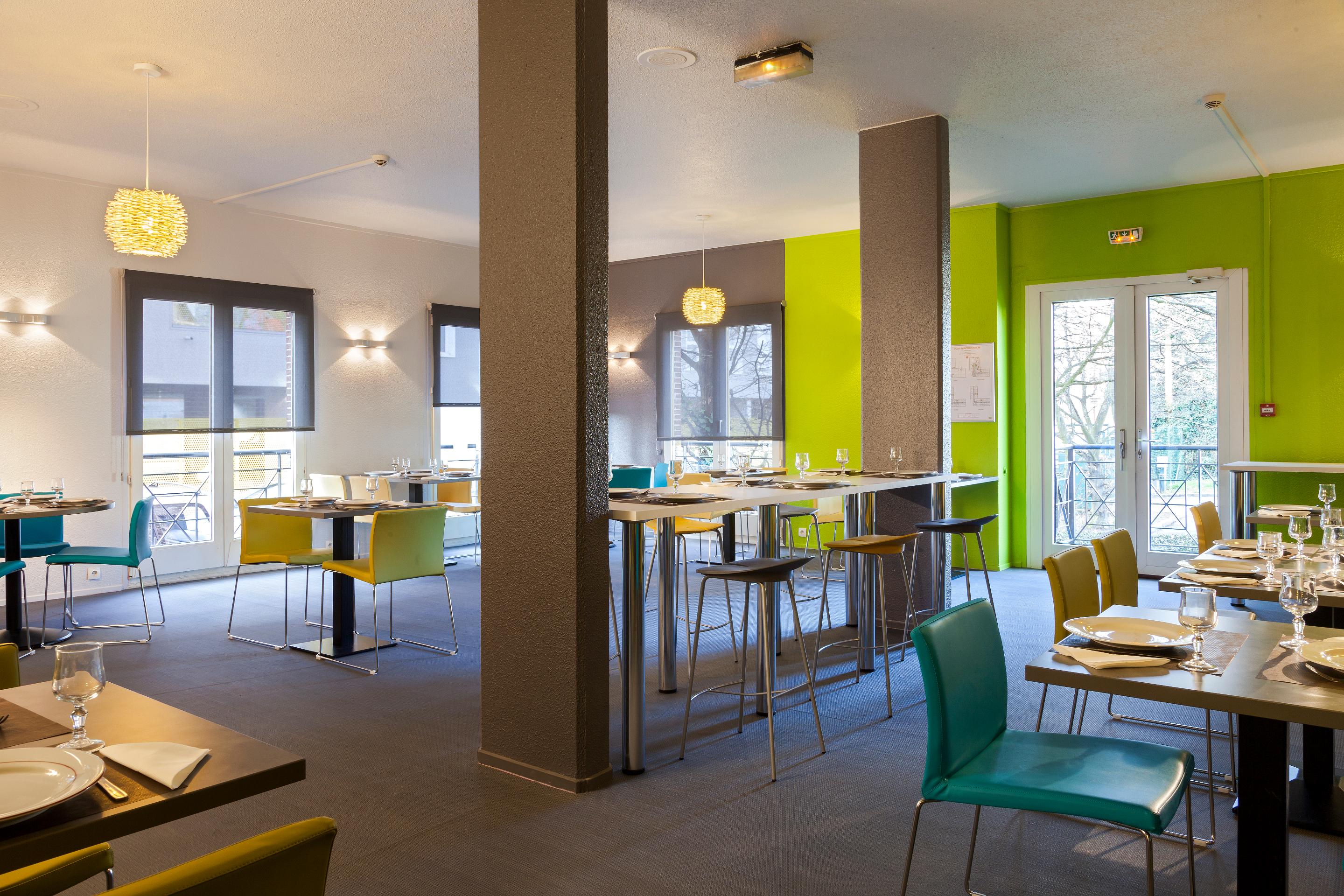 Kyriad Gare - Grand Palais Hotel Lille