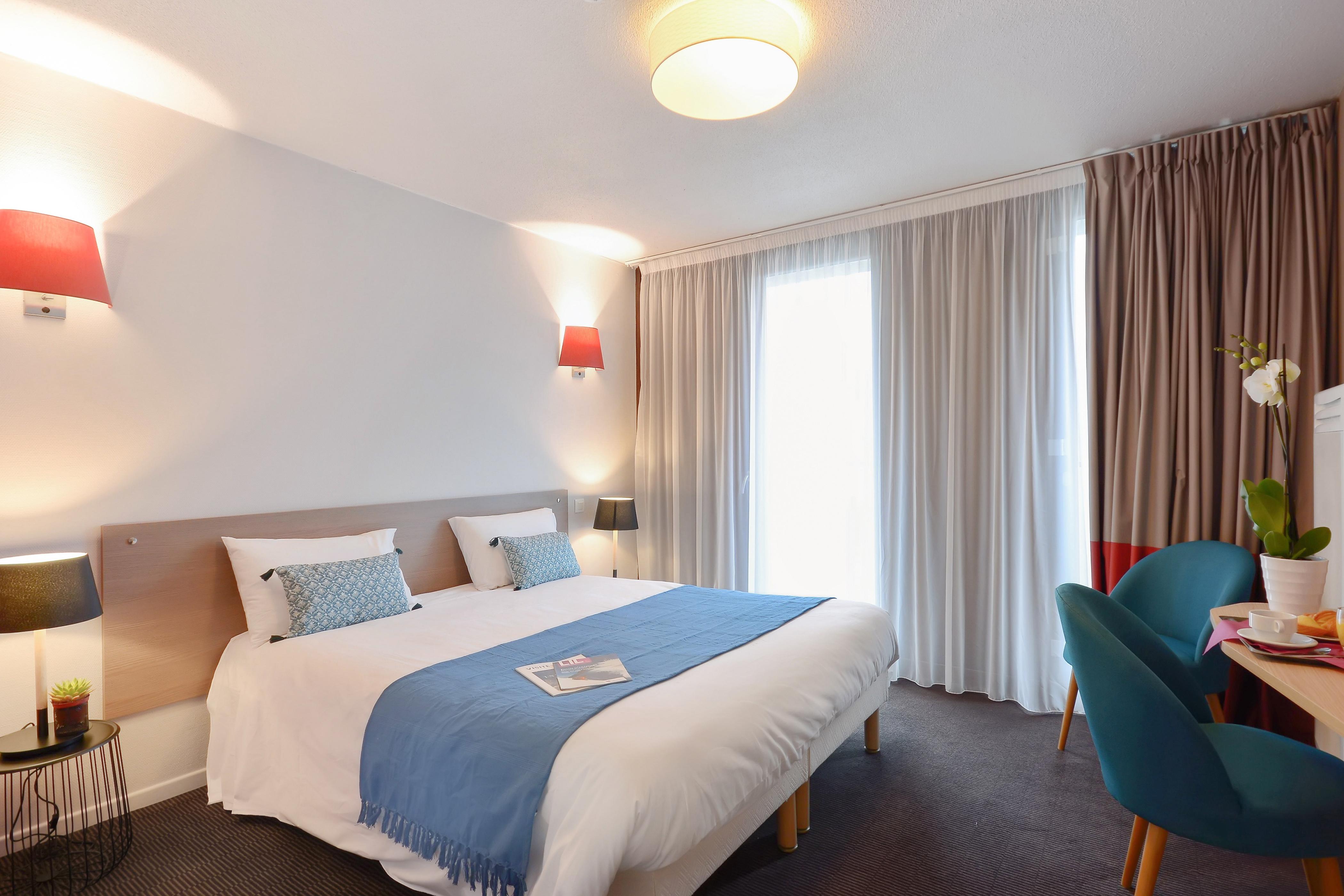 Appart'city Confort Grand Palais 3*