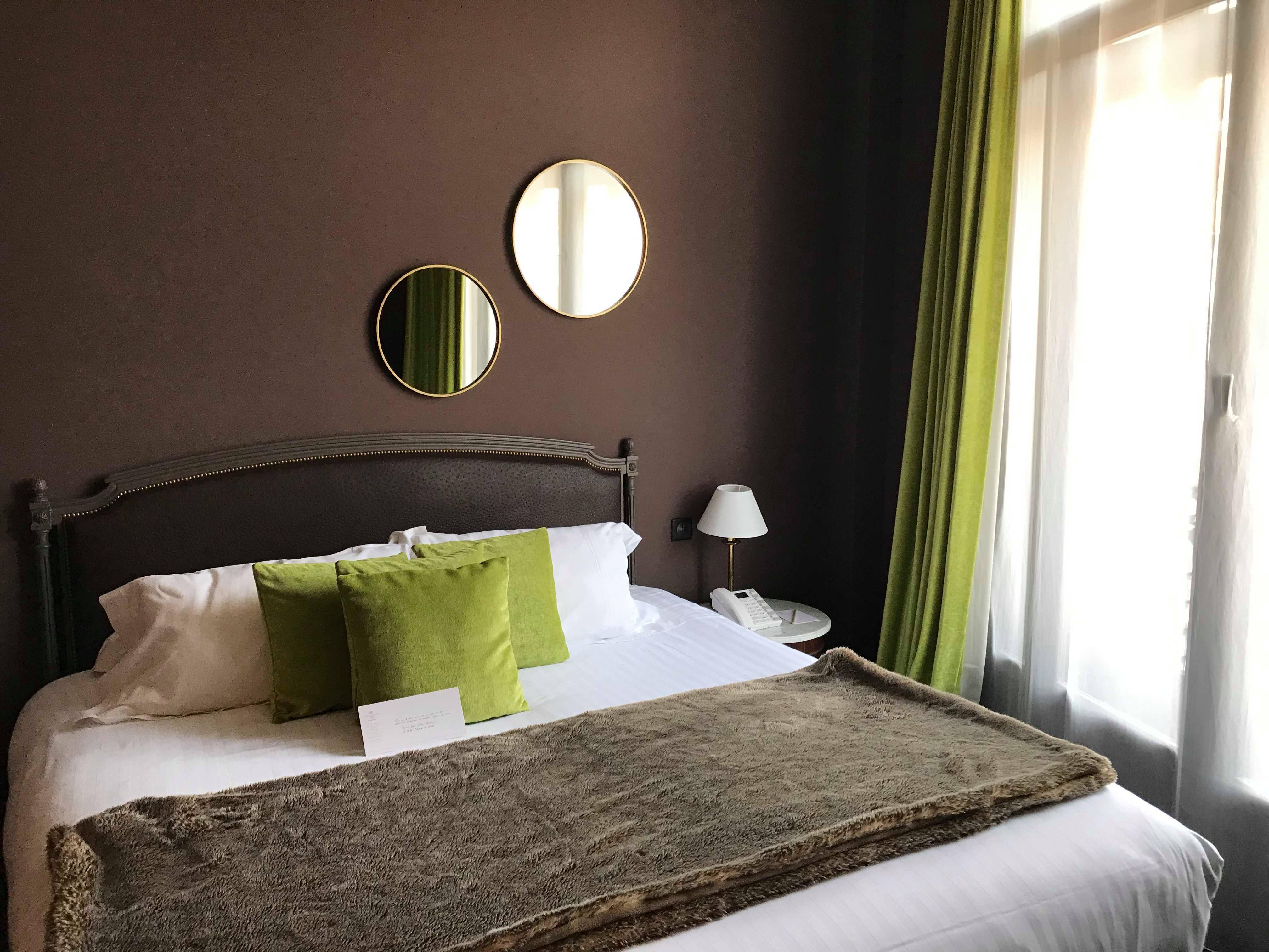 Carlton Hotel 4*