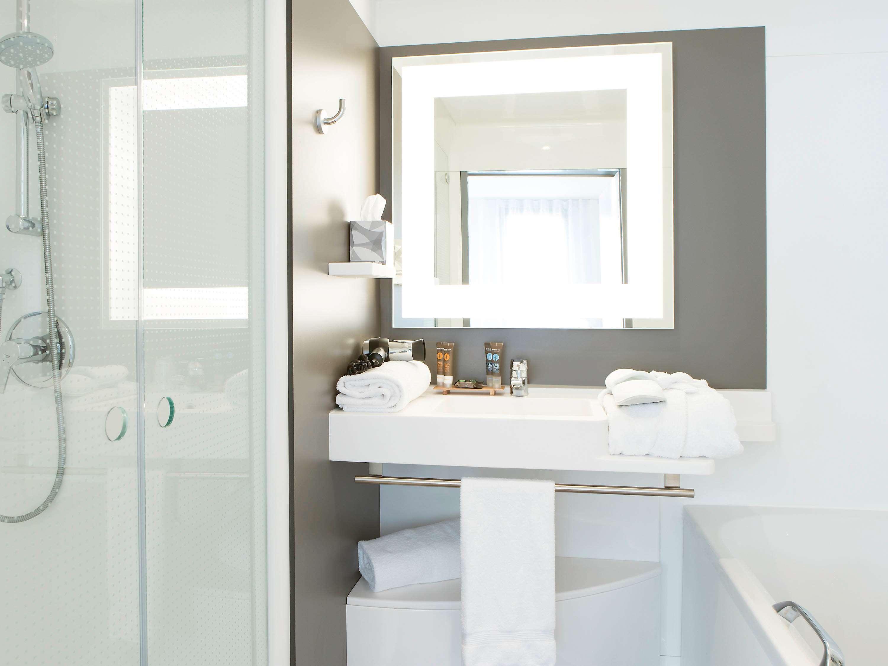 Novotel Europe Hotel 4*