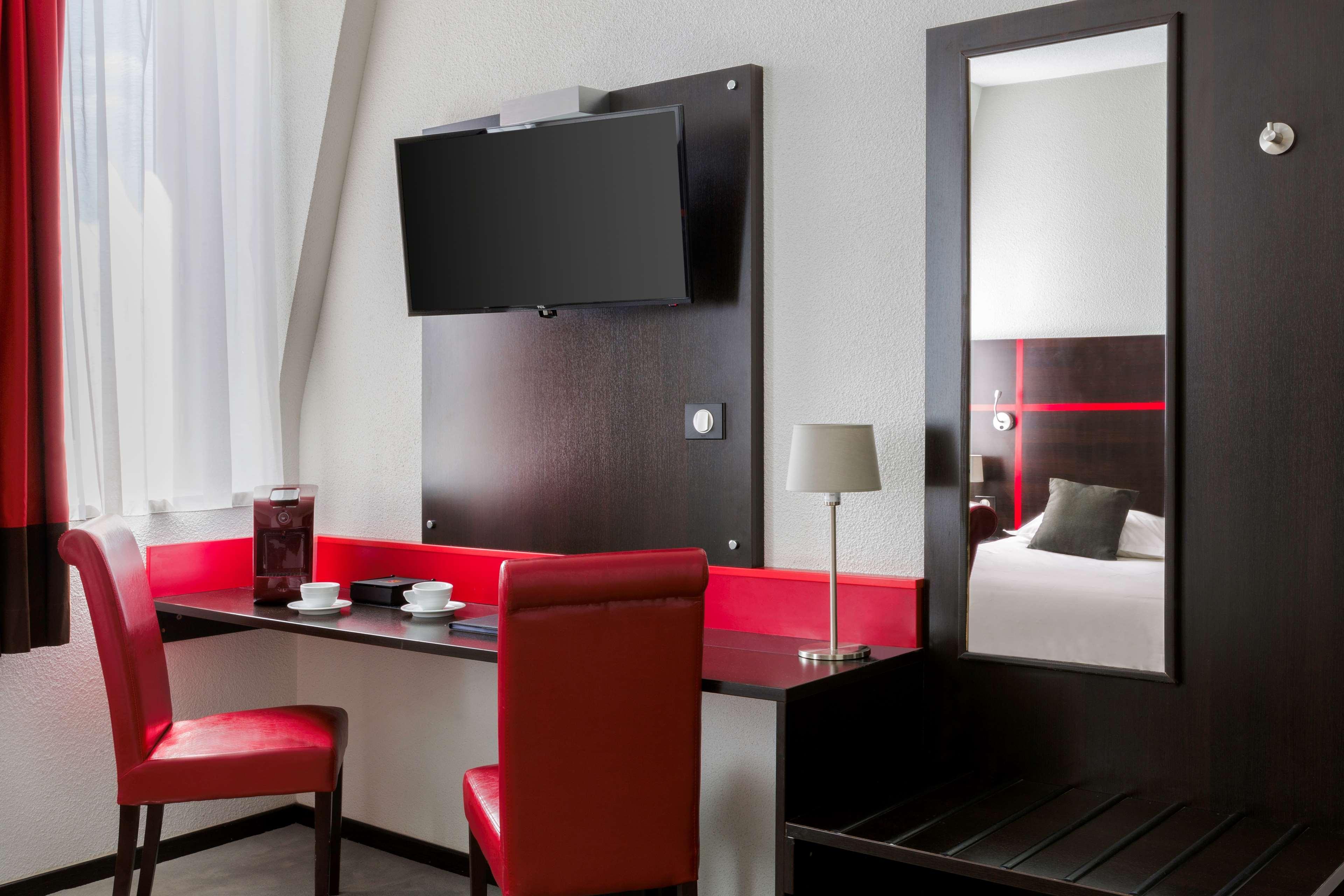 Western Urban 3*