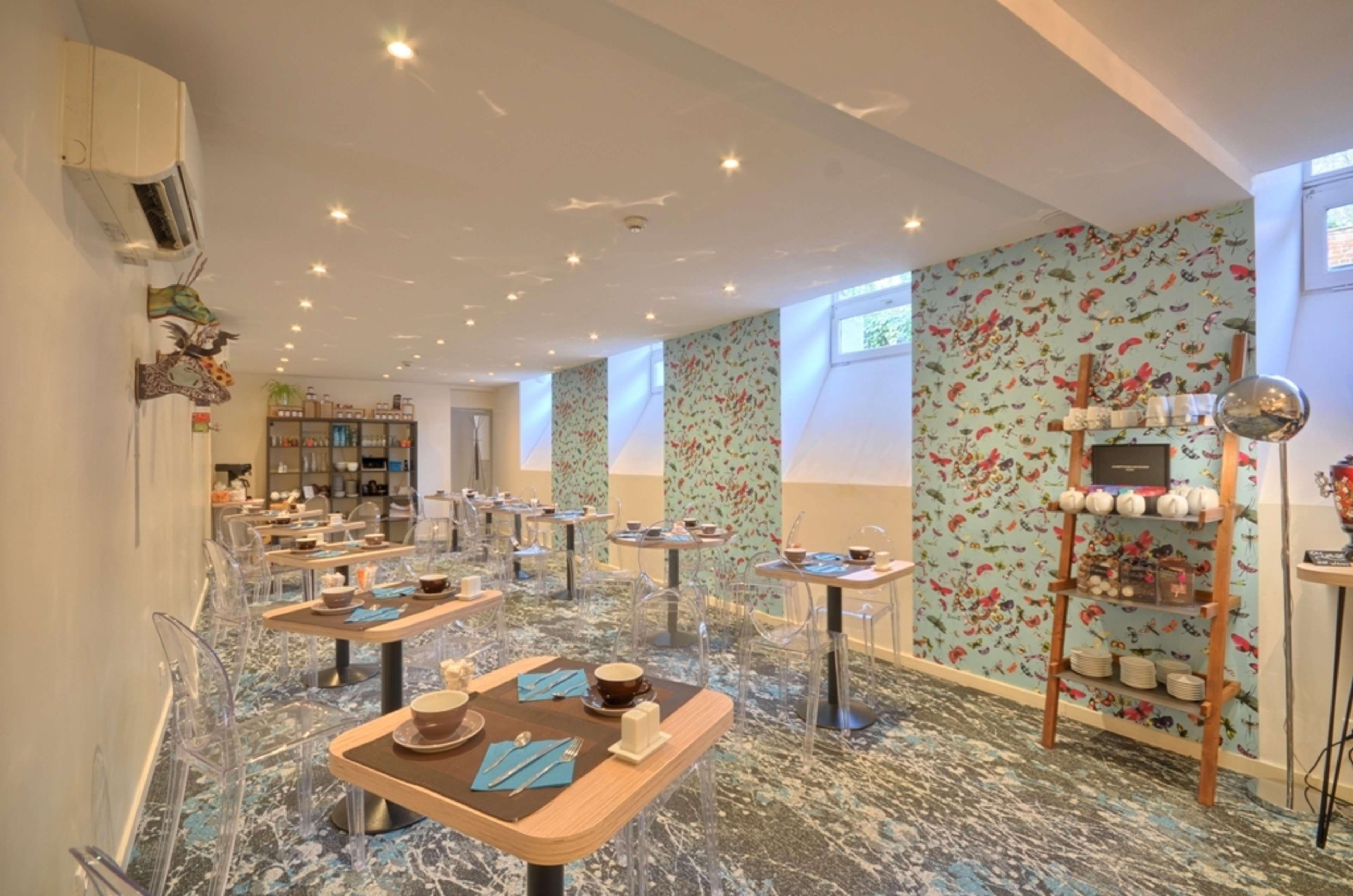 Western Urban Hotel 3*