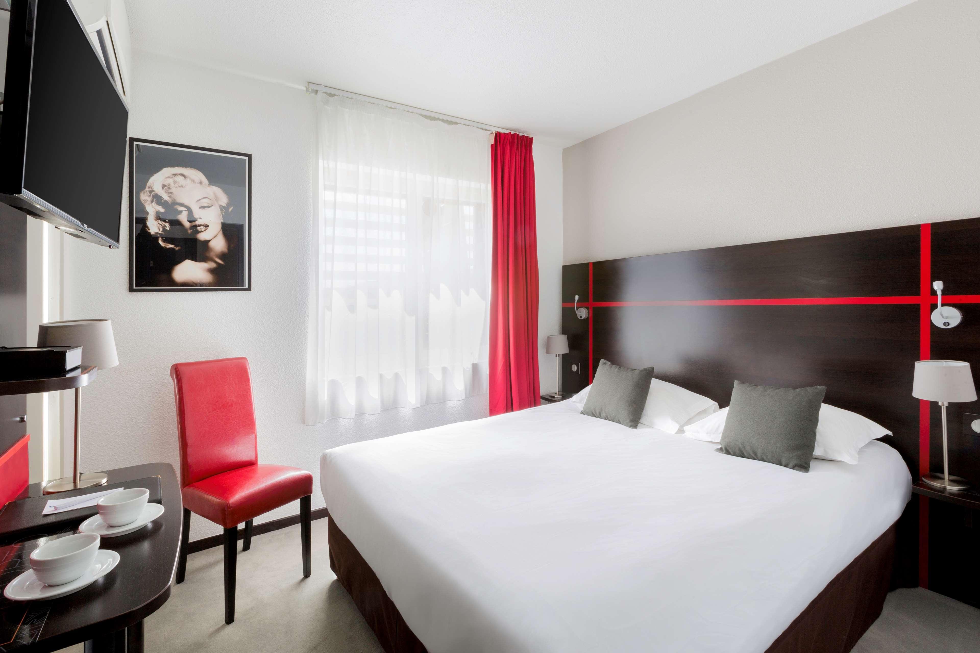 Western Urban 3*