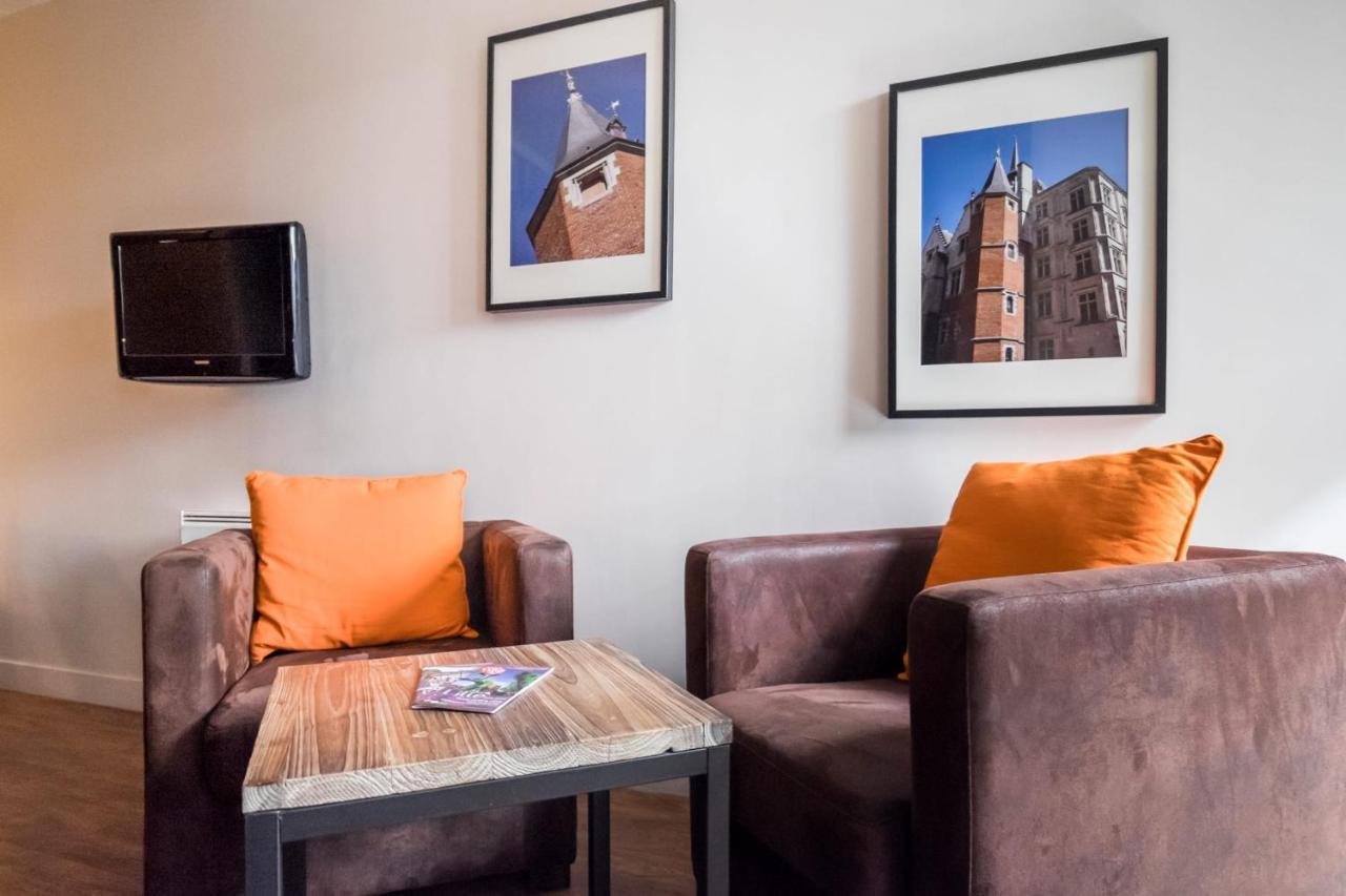 Palais Rinour - Cosy Close To Stations - Welkeys Apartment *
