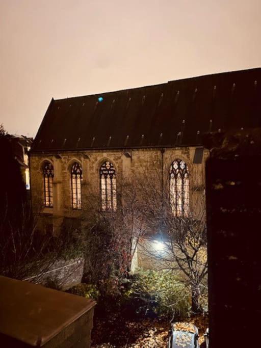 Leonard, Comme A La Maison - Vieux * Lille