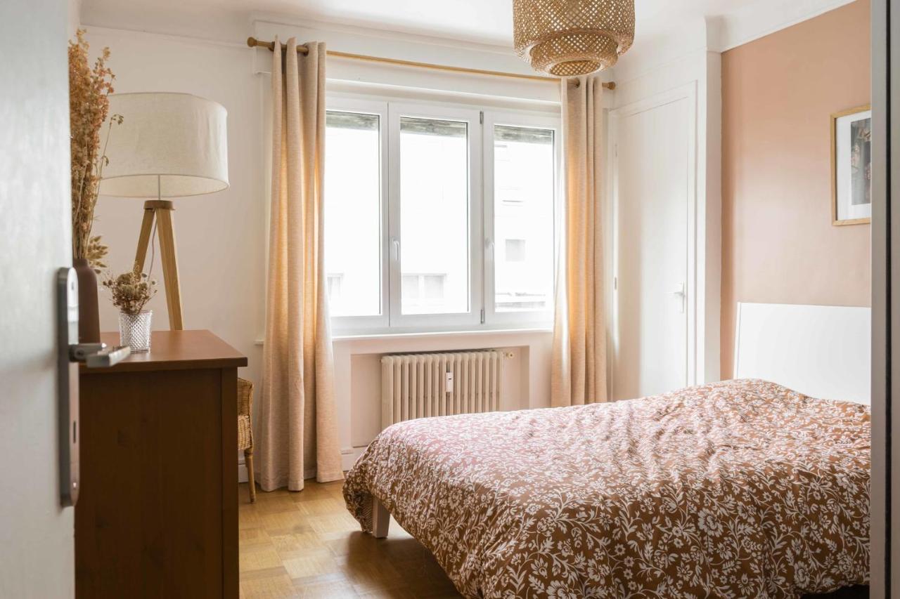 Apartment Bright 87m With 3 Large Bay Windows
