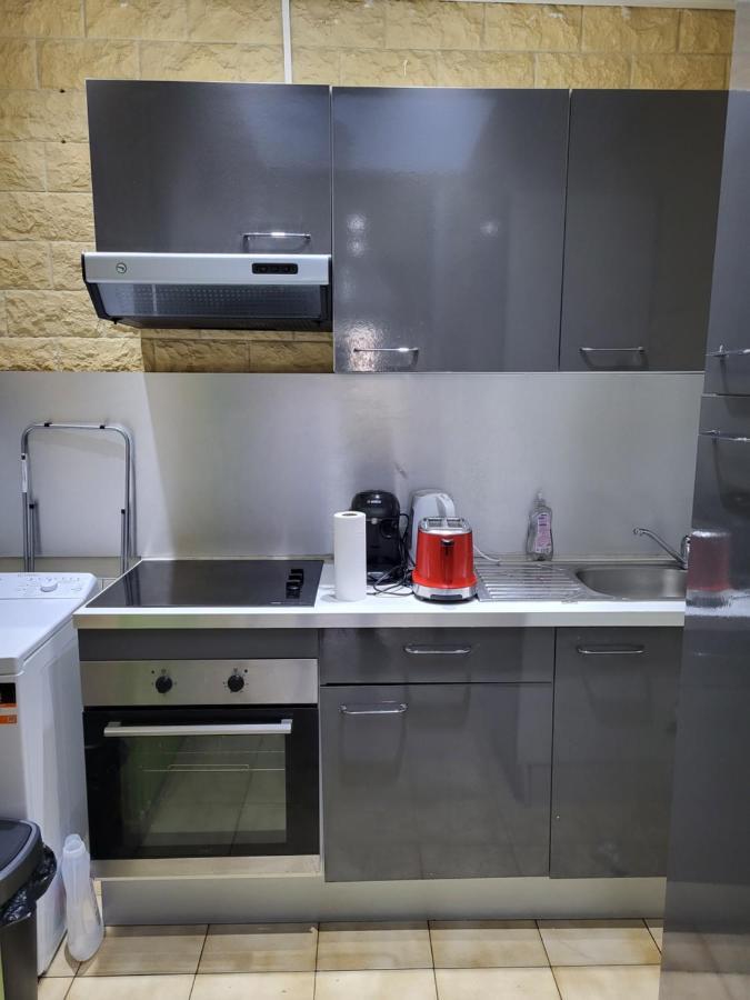 Dondaines Apartment *