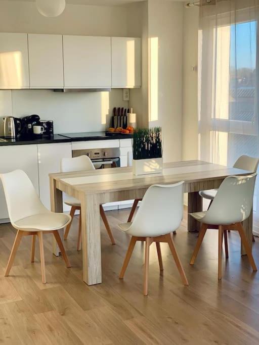 Apartamento Pourquoi Notre T3 Avec Parking Est Pour Vous ? *