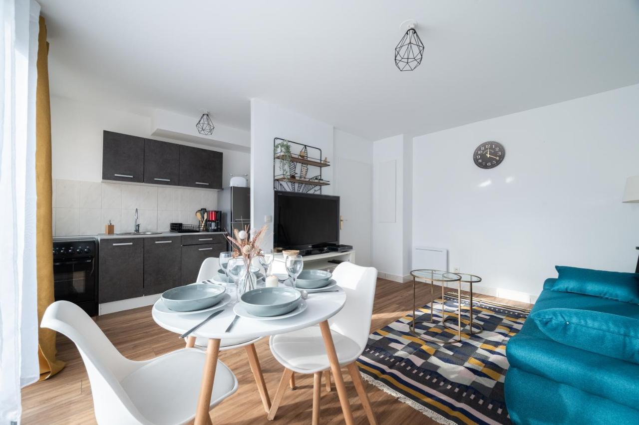 Le Nid Douillet T2, Wifi, Parking Prive Gratuit Appartement *