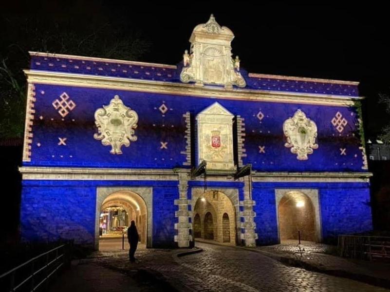 La Petite Place De La Porte De Gand Lille