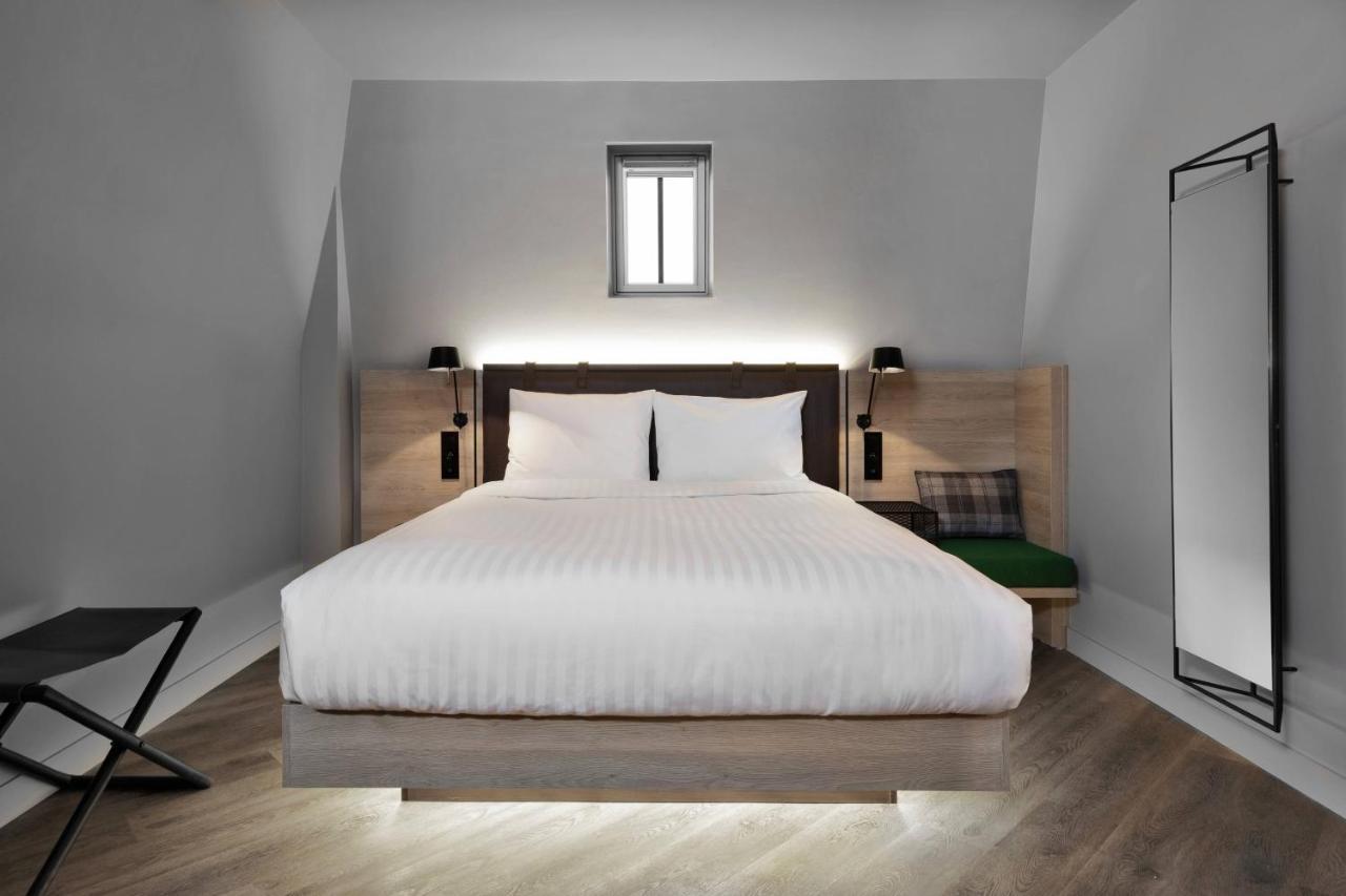 Hotel Moxy