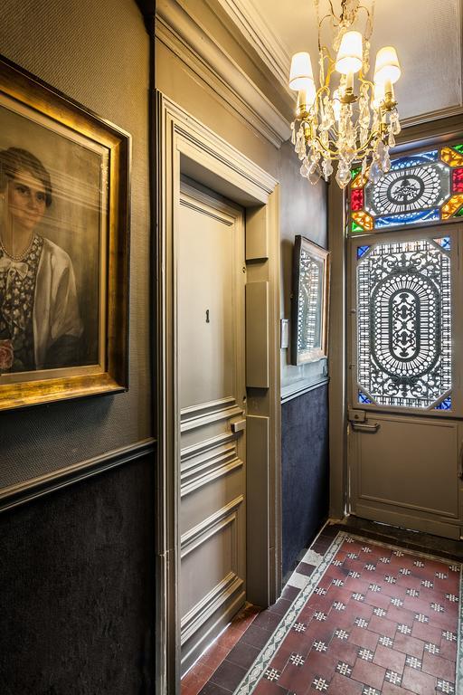 Le 84 Sainte-cath' Apartment *