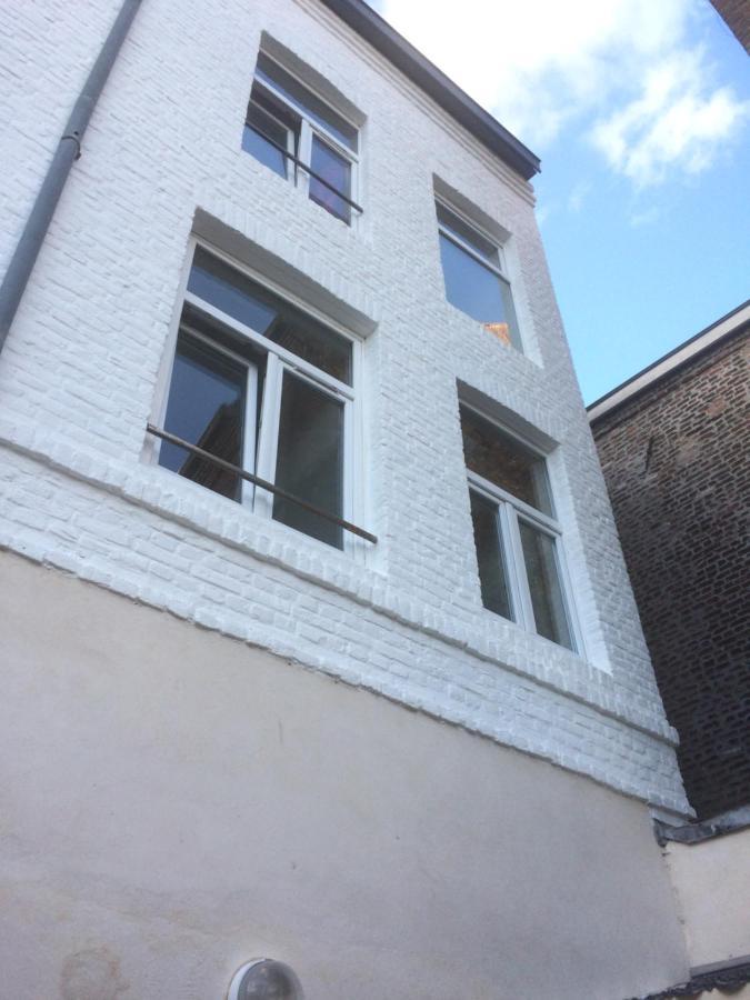 Apartment Cocon Avec Cour Citadelle Vauban Lille