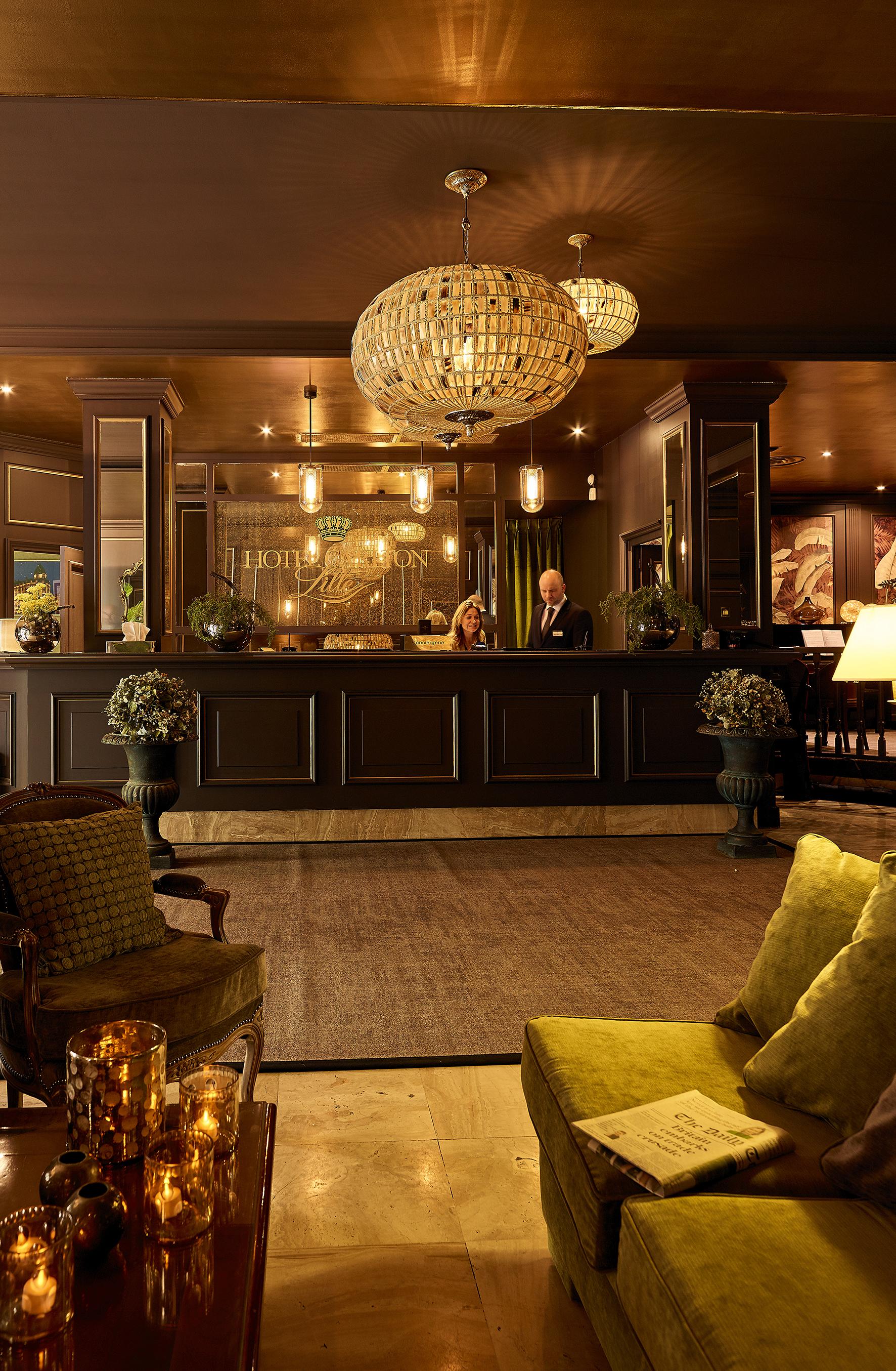 Carlton Hotel 4*