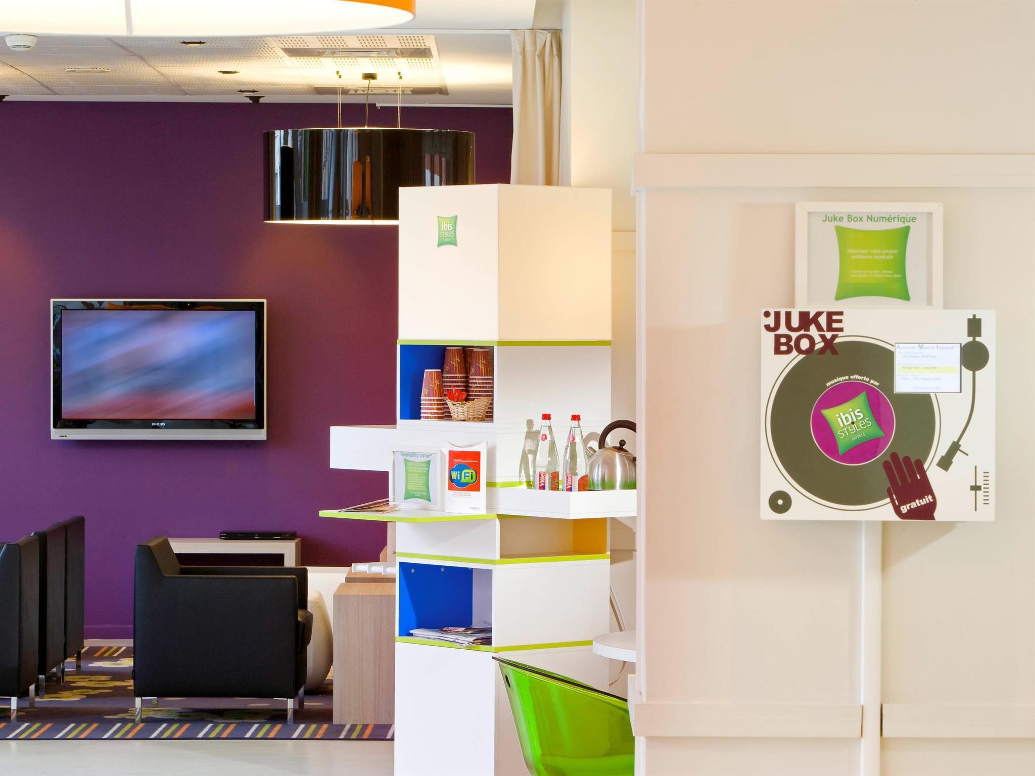 Hotel Ibis Styles Centre Gare Beffroi 3*