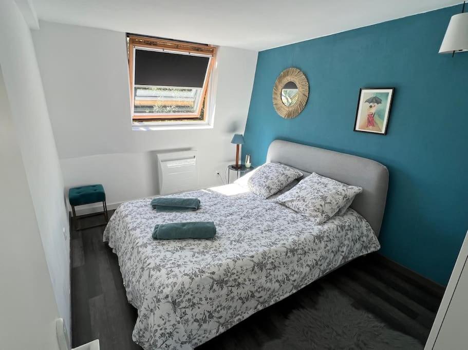 La Petite Place St Maurice Lille
