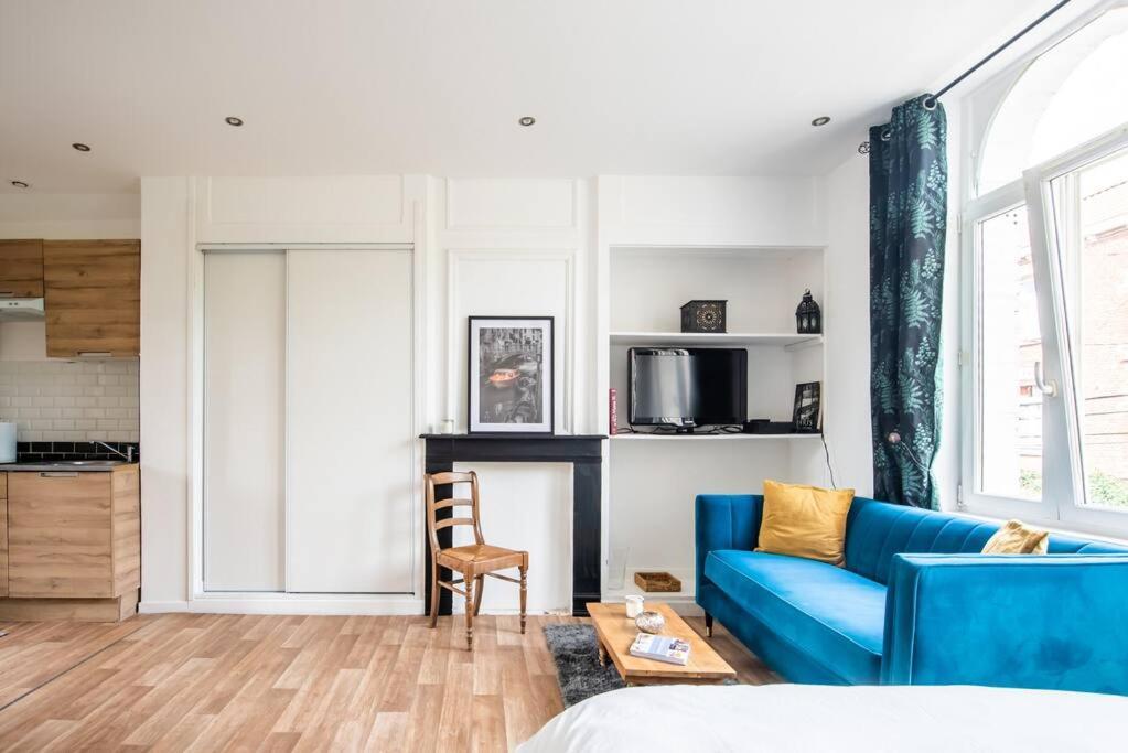 Lumineux Et Cozy A Lomme Apartment