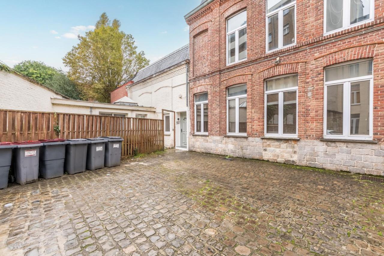 Duplex Standing Centre - Aux Bleuets *