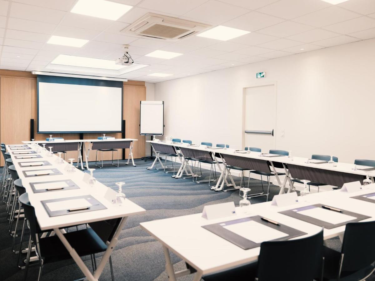 Express Centre By Ihg Hotel