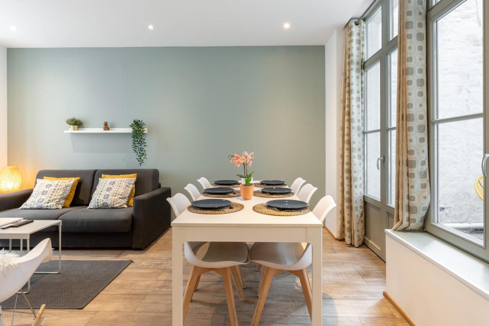 Old - Beautiful House 3 Bdrms 7pers Appartement