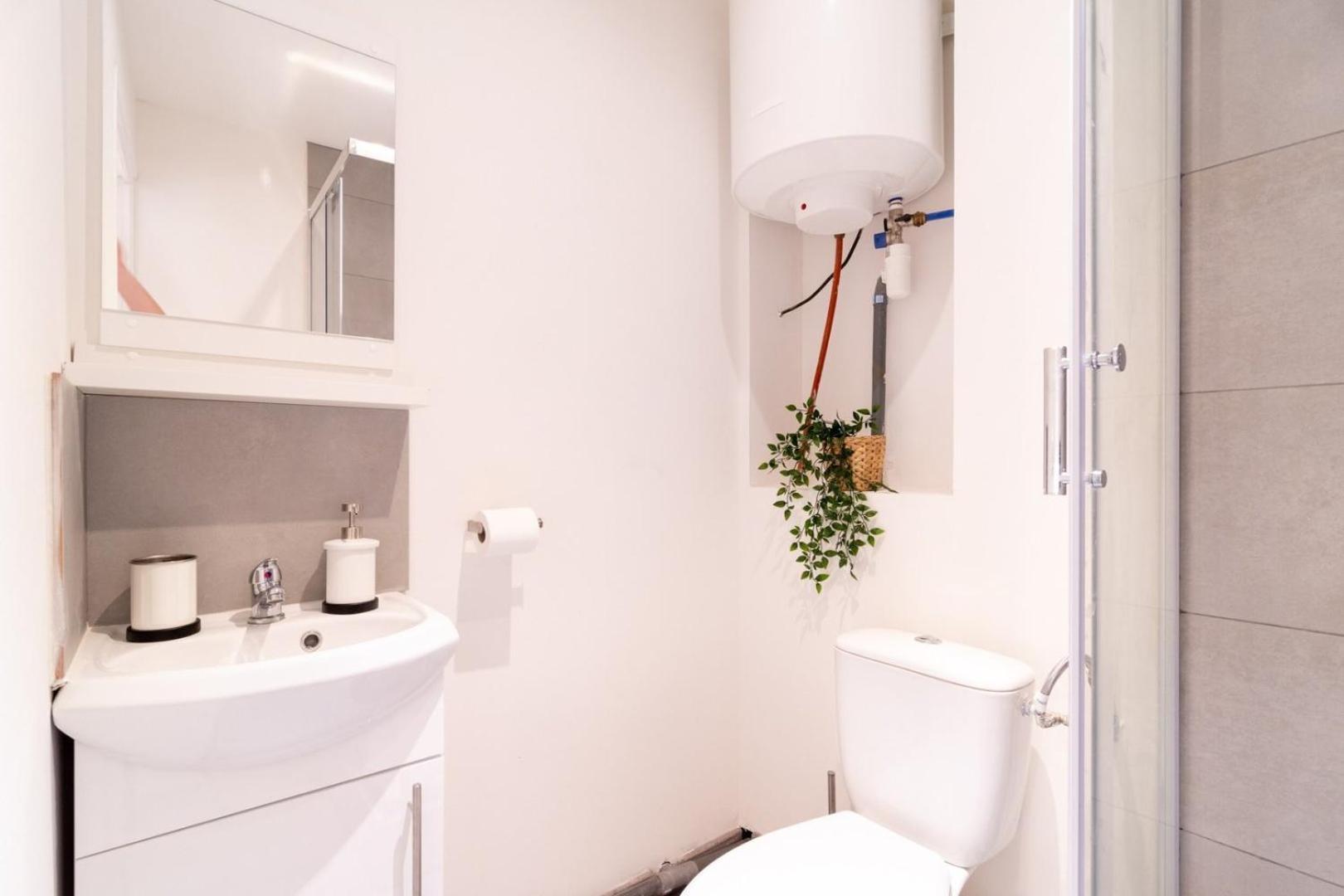 Grand-place : Functional And Quiet !