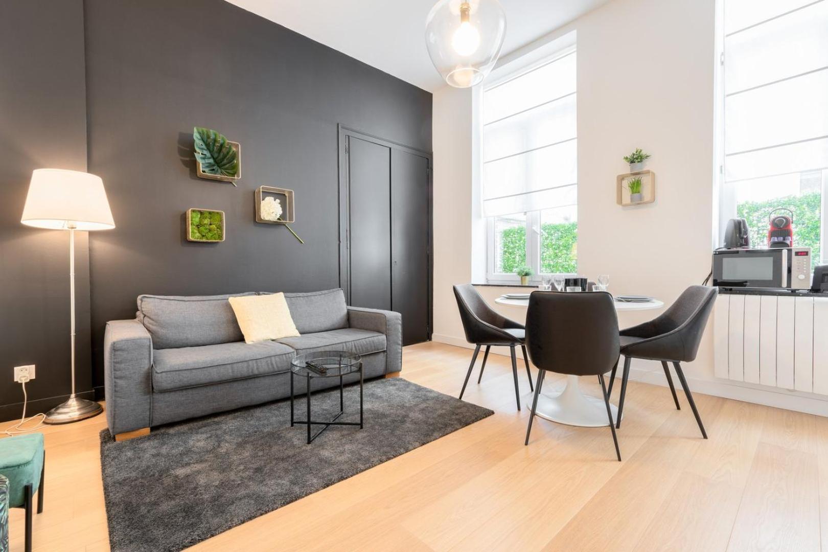 2 Bedrooms In Old Lille! * Lille