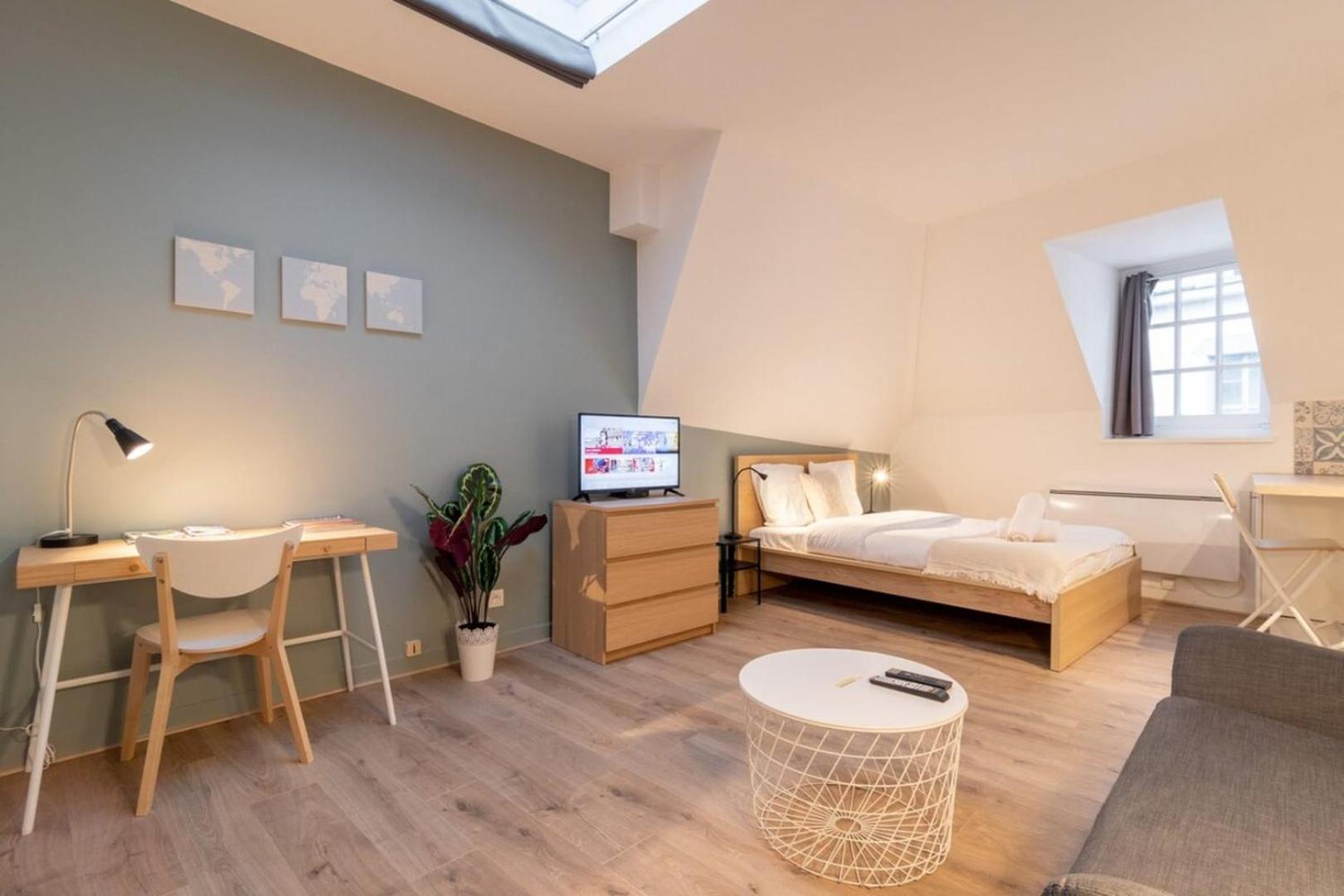 Grand Place And Equipped Studio! Appartement *