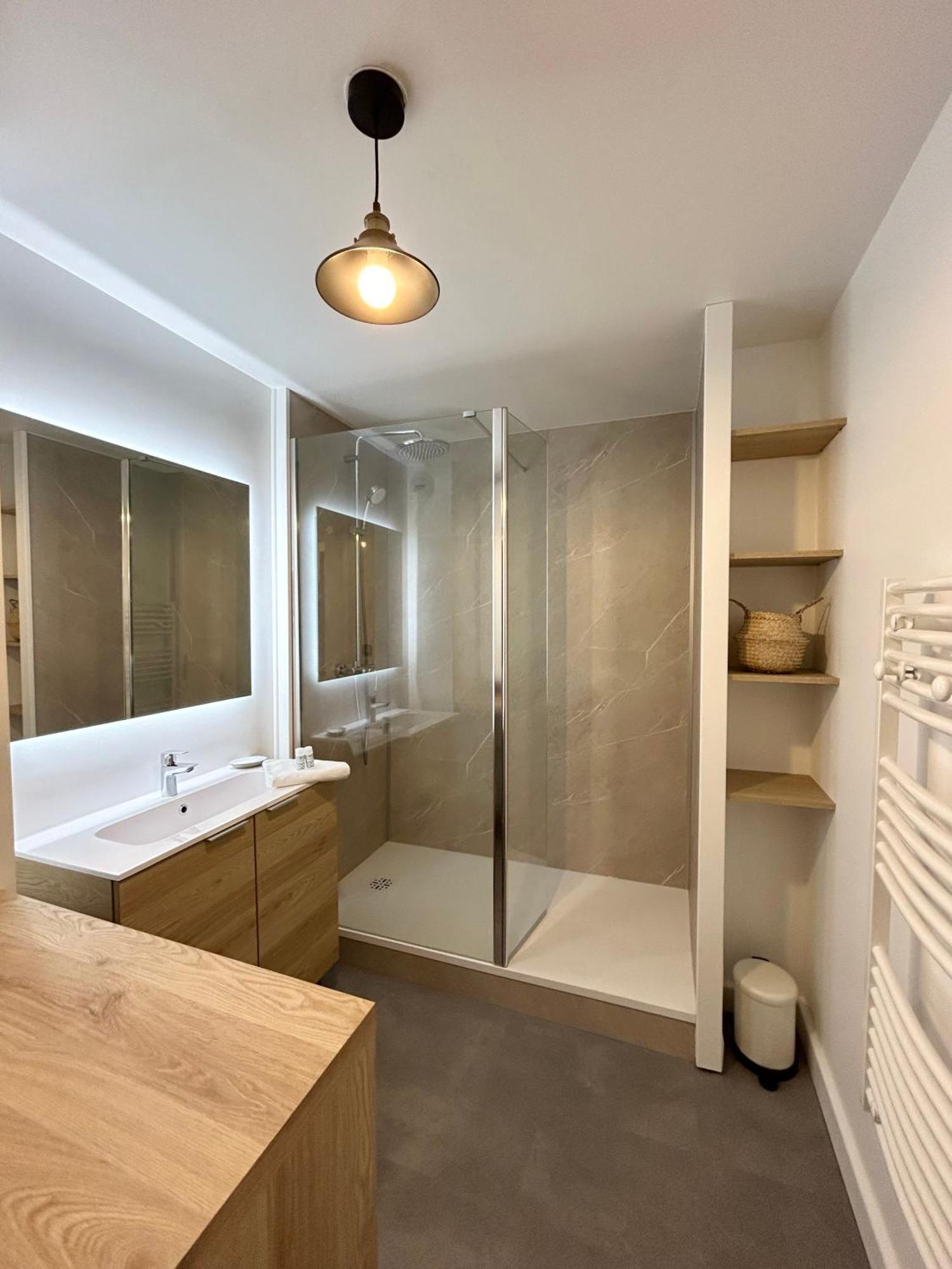 Apartment Place De La Republique - *