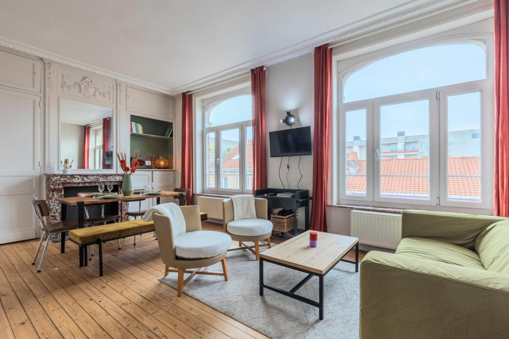 2 Bedroom With Terrace, Near Apartamento