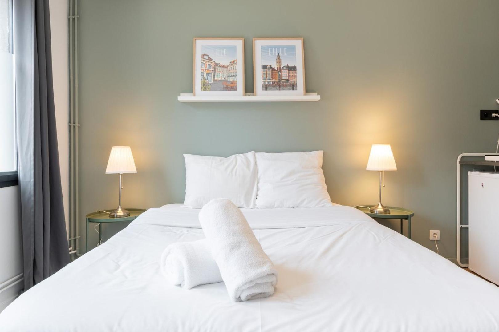 Vieux : Equipped Apartment *