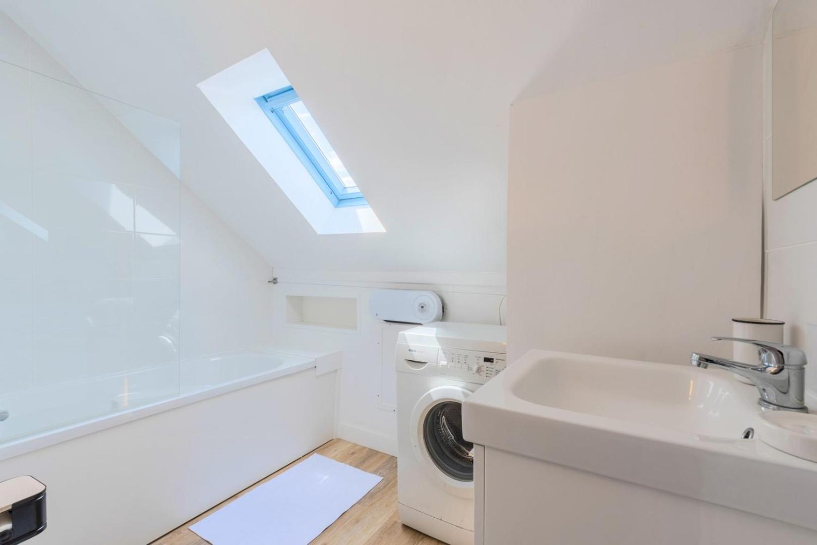 Bright One Bedroom Next To Wazemmes Market