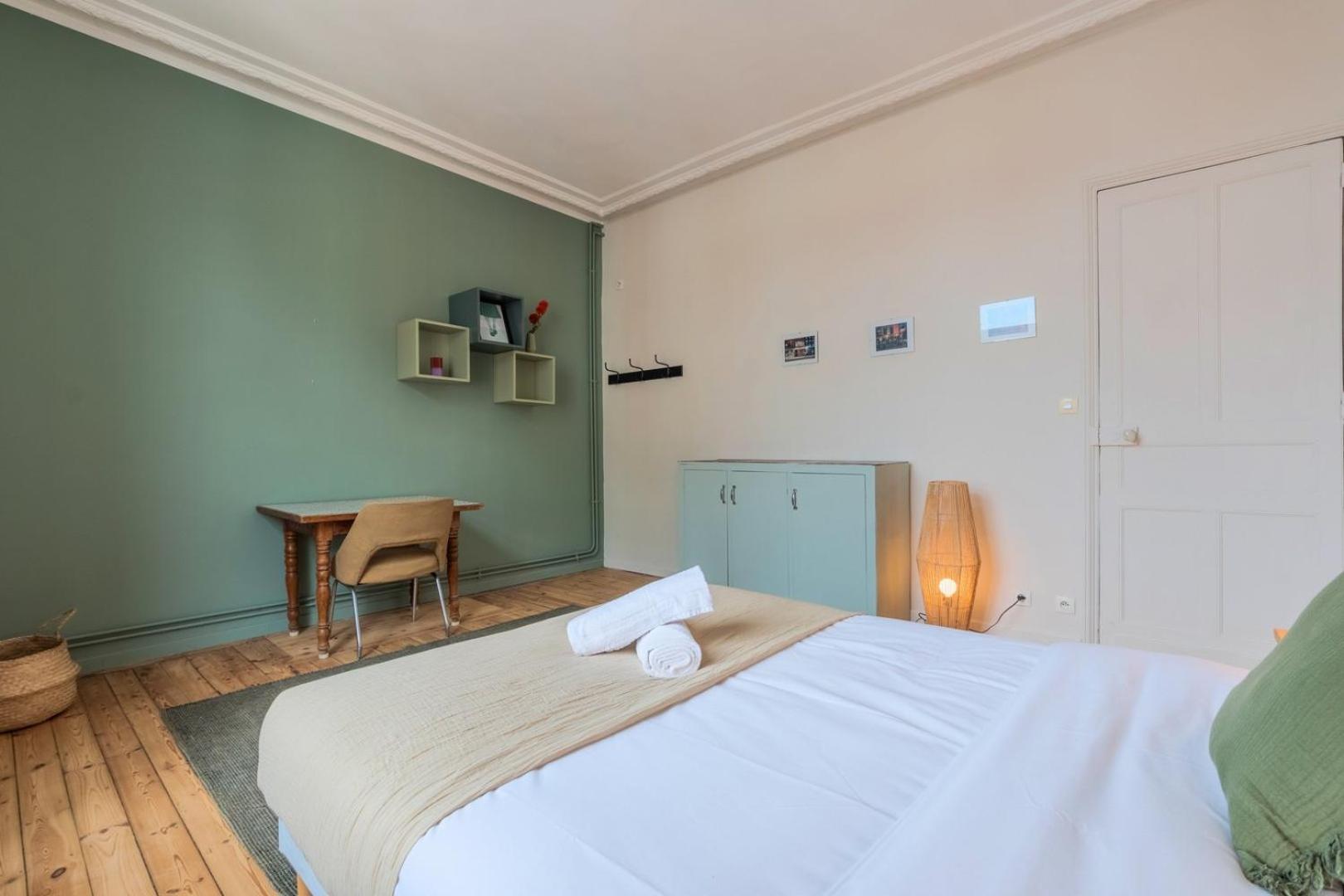 Apartamento 2 Bedroom With Terrace, Near *