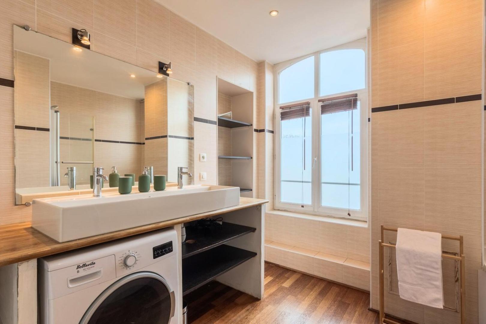 2 Bedroom With Terrace, Near Rijsel