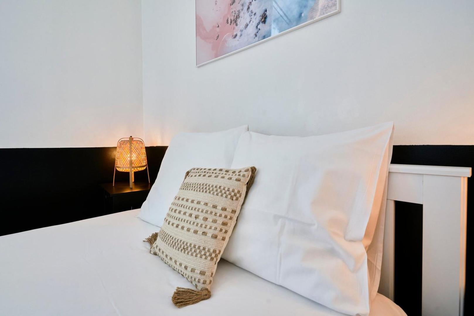 Charming Flats On The Grand Boulevard *