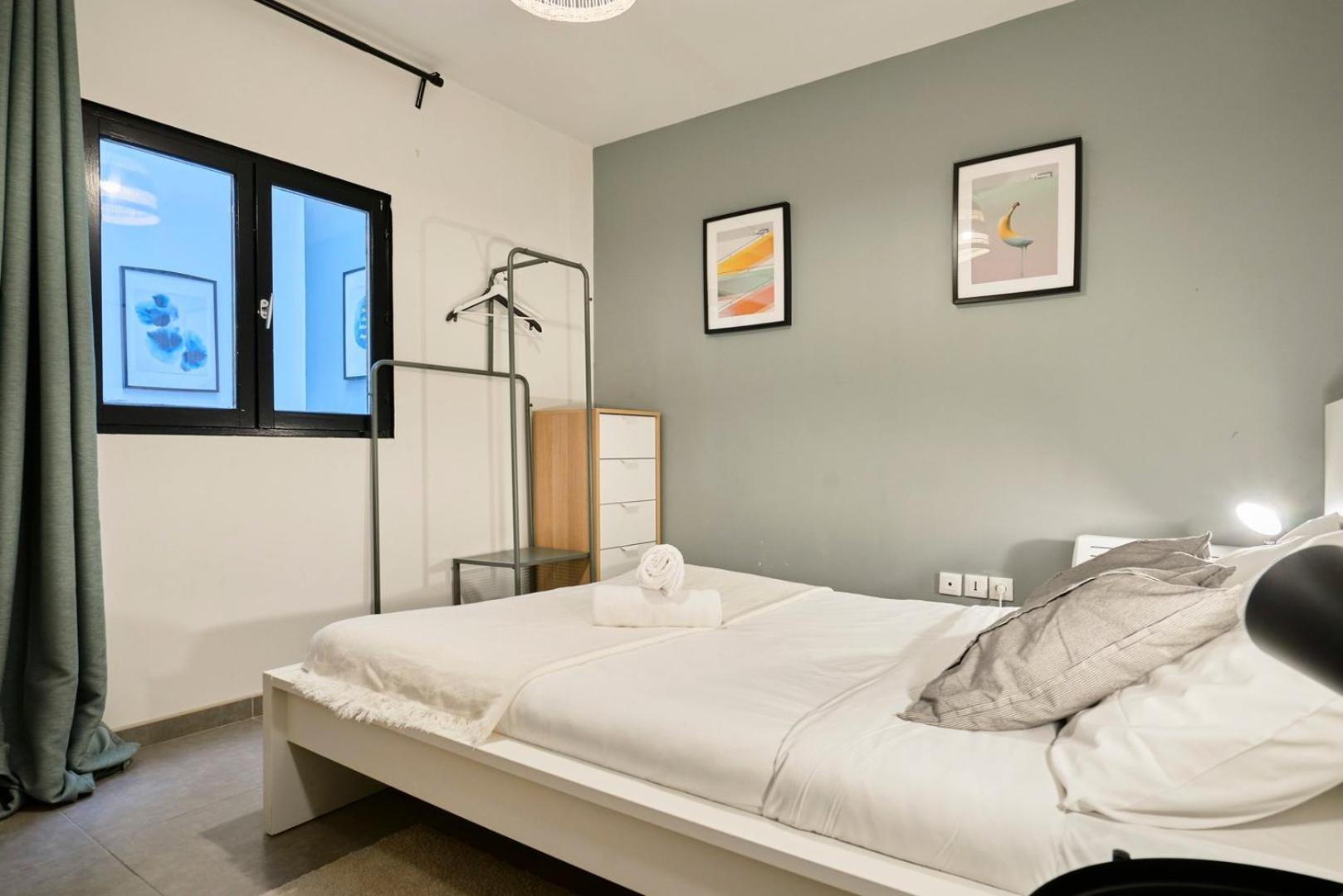 4 Bedroom With Parking ! * Lille