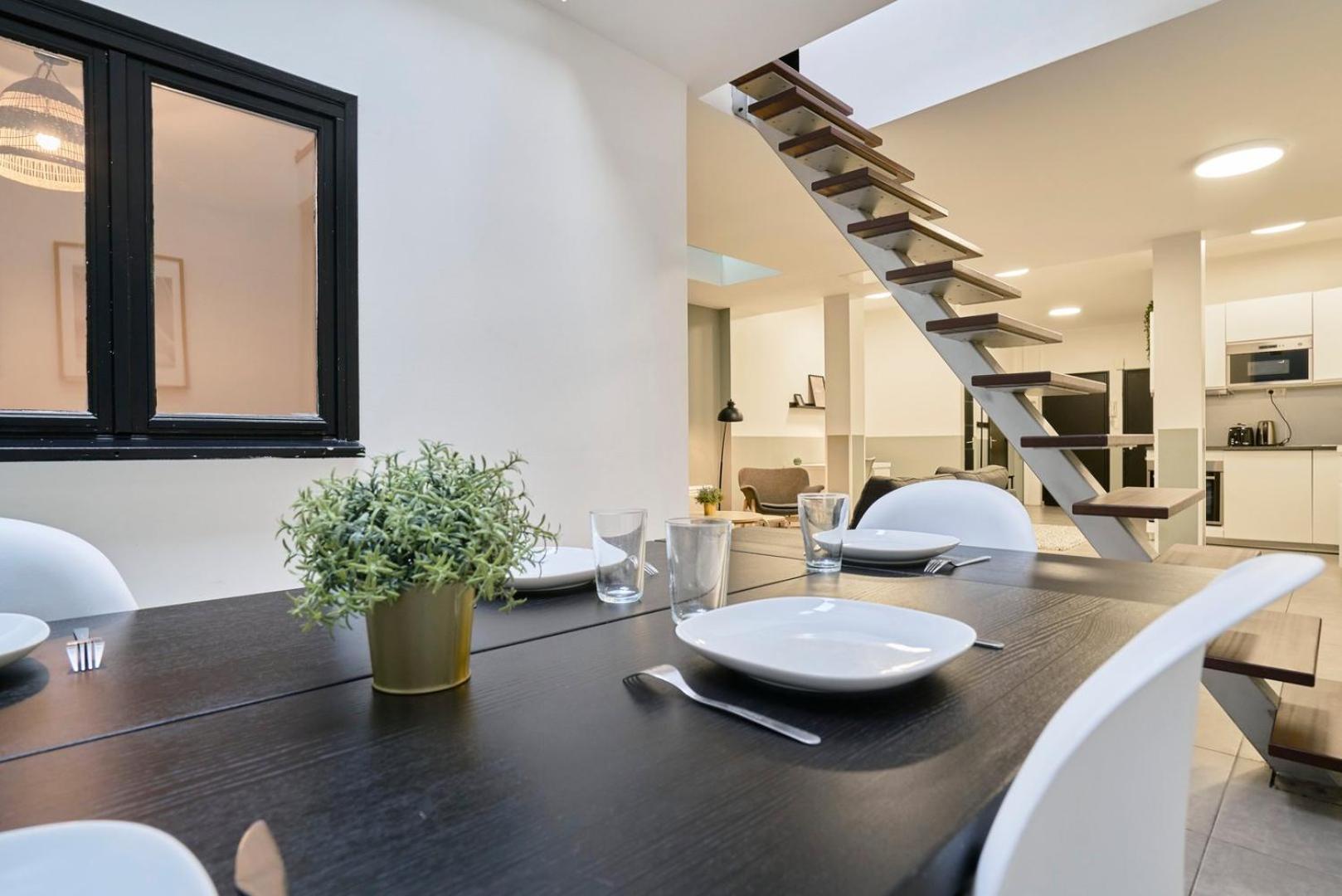 4 Bedroom With Parking ! Lille