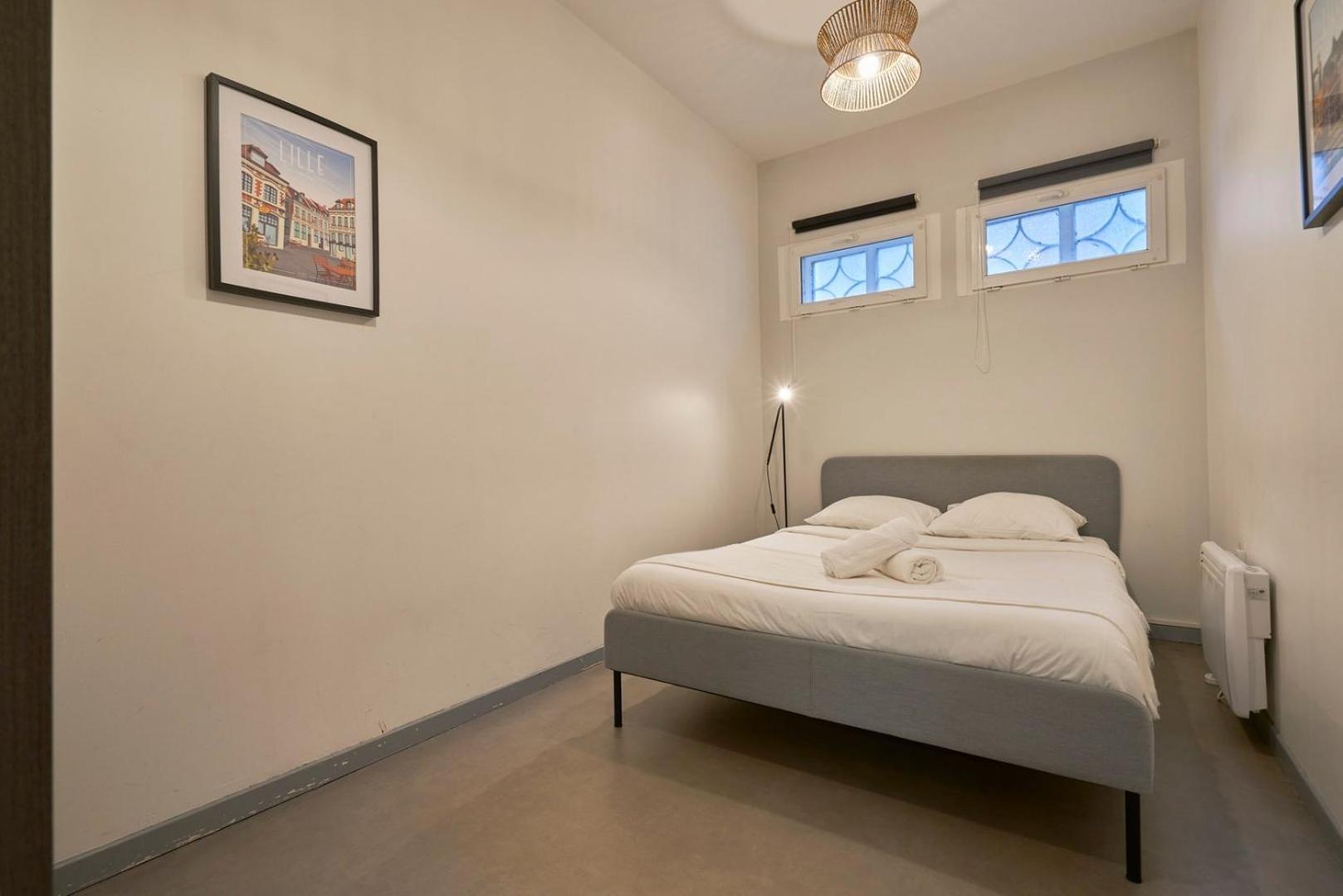 4 Bedroom With Parking ! Apartment Lille