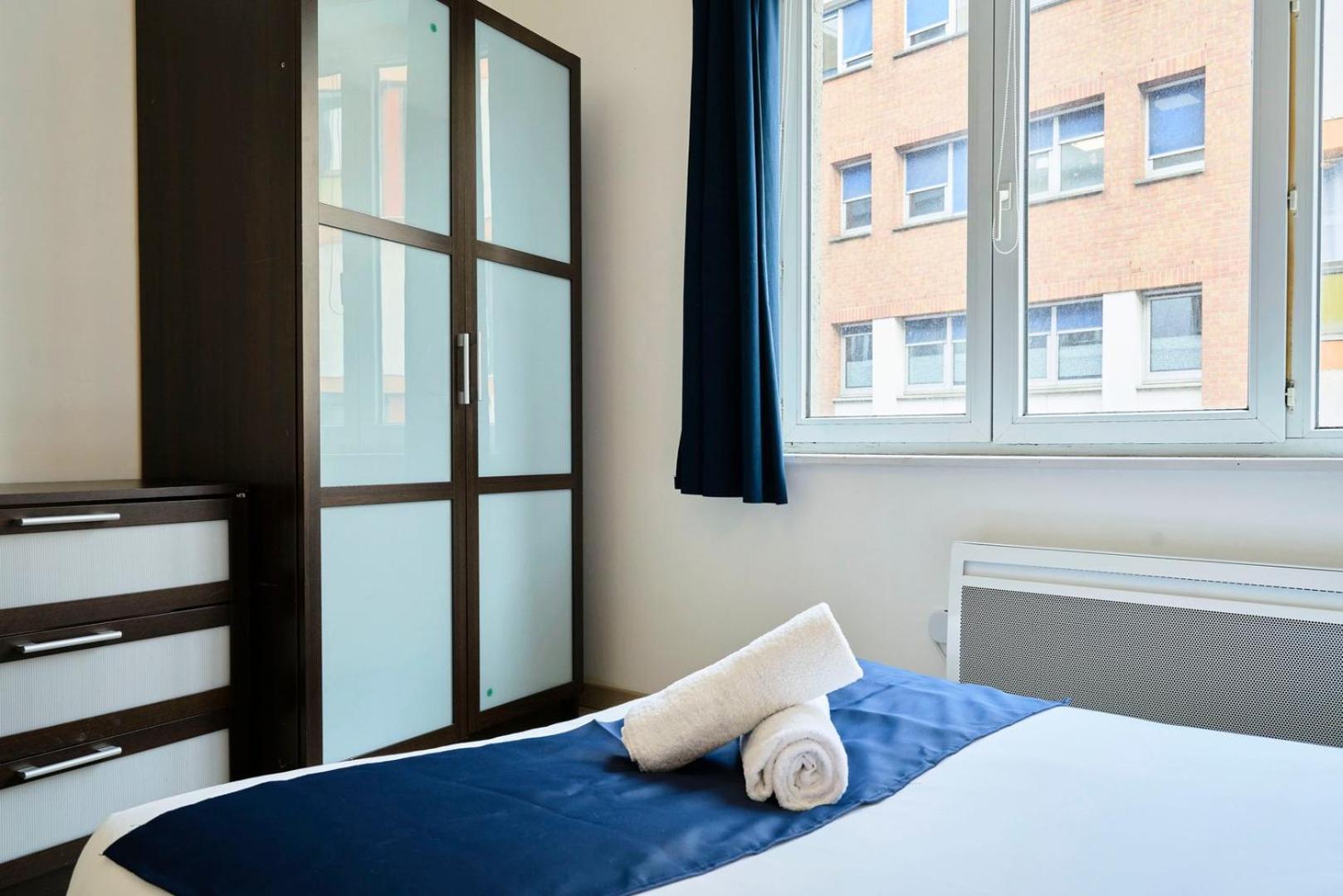 Apartment Quiet One-bedroom Flat Close To The Metro *