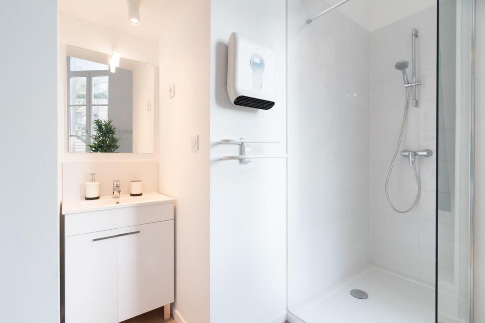Hypercentre - Bright Apartment!