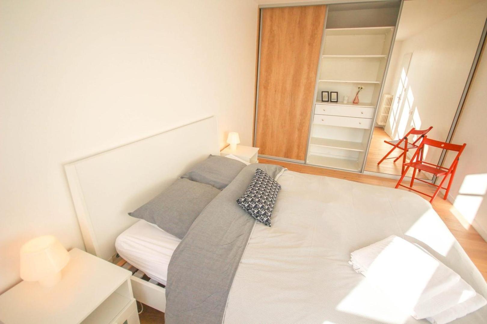 Appartement Republique-nice And Bright Flat With Balcony *