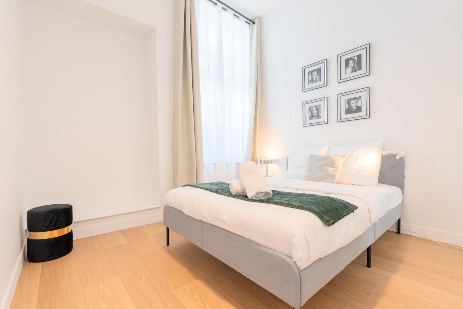 2 Bedrooms In Old Lille!