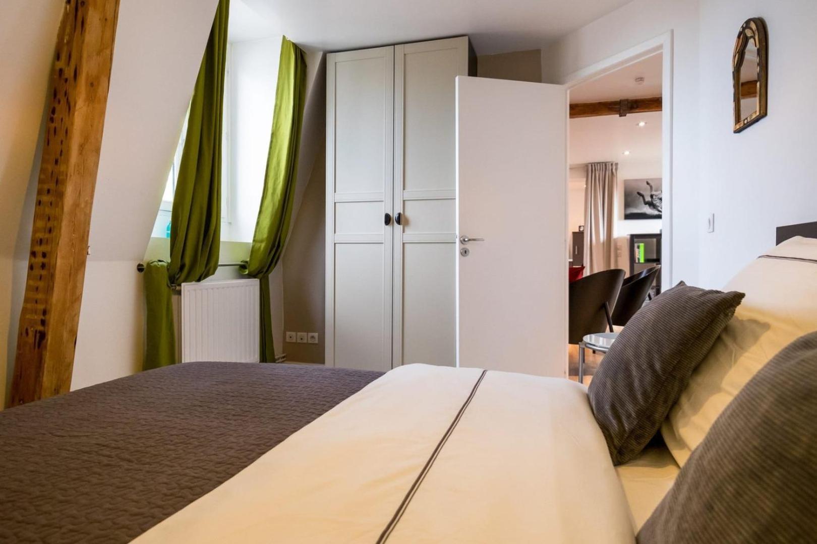 2 Bedroom In The Heart Of The Old Town